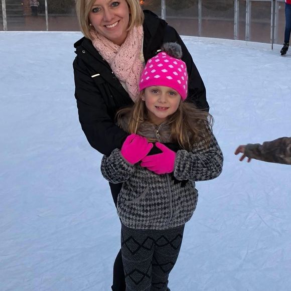 Meet your Posher, Shellie - Picture 1 of 1